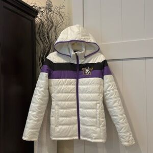 Ladies small Licensed University of Washington puffer jacket.